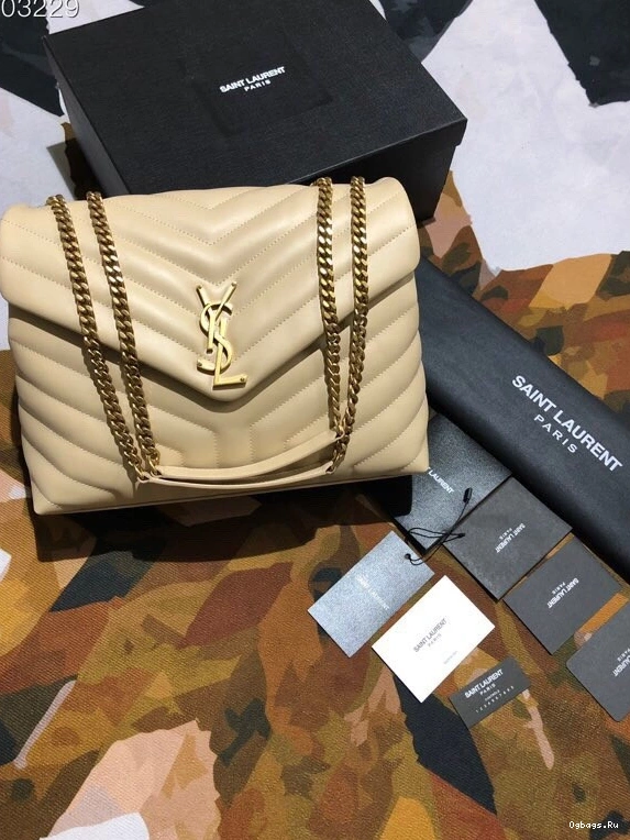 YSL LOULOU MEDIUM 0816